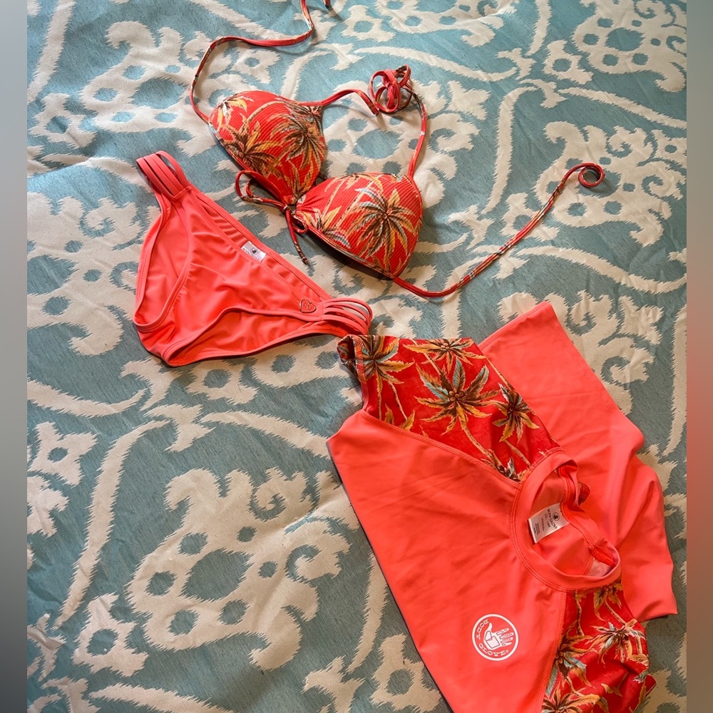 Body Glove bikini set with matching sun-shirt